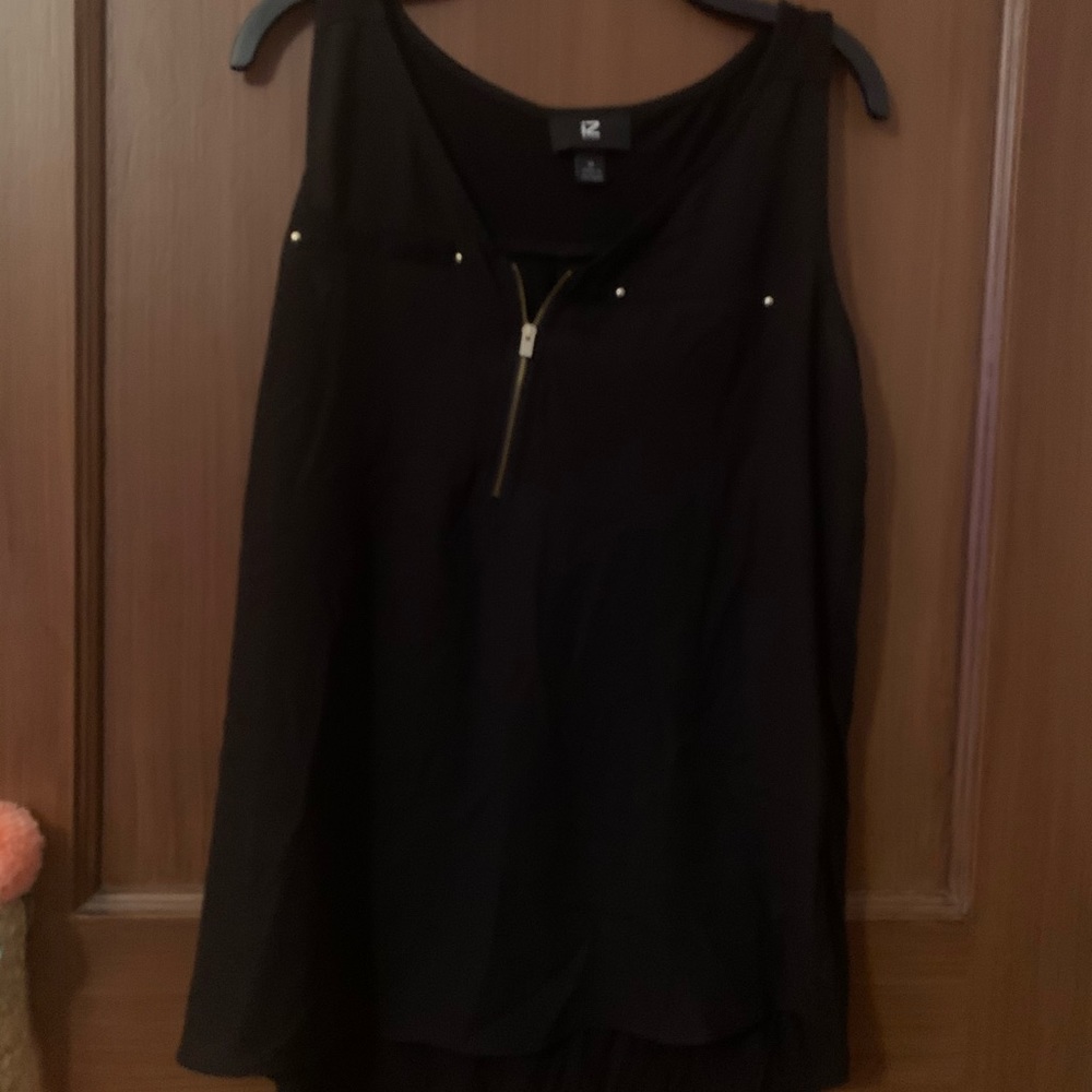 Black blouse with gold zipper